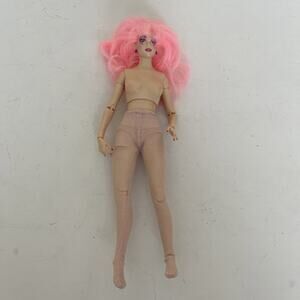 NUDE JEM AND THE HOLOGRAMS JERRICA FASHION DOLL PINK HAIR ARTICULATED 2025 TLS